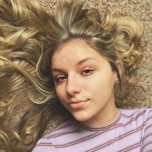 Meet your Posher, Leah